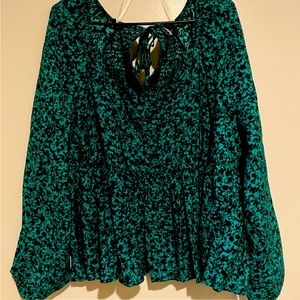 US 2xl long sleeve blouse